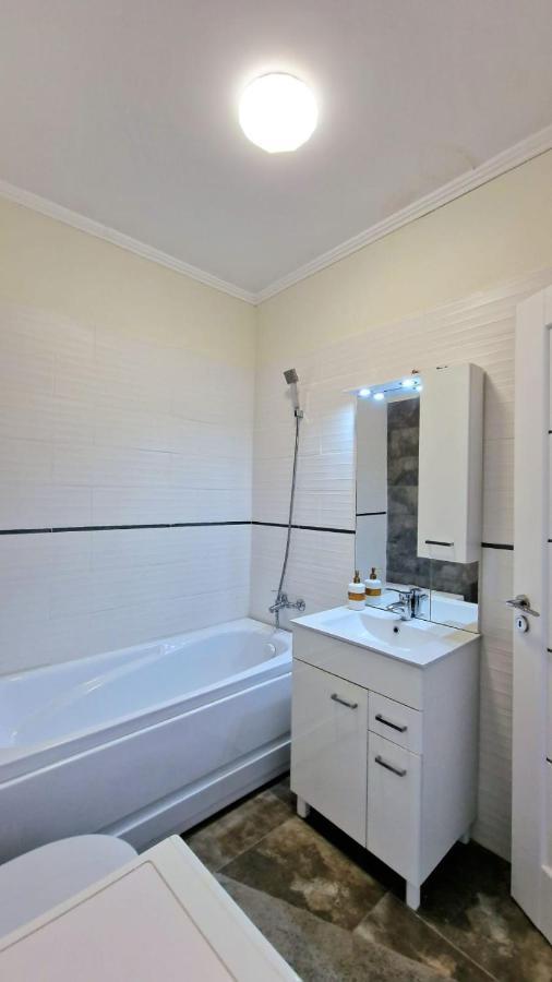 Cozy Apartment Prima Residence Oradea Luaran gambar